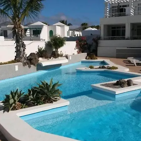 Lory-puerto Del Carmen Apartment